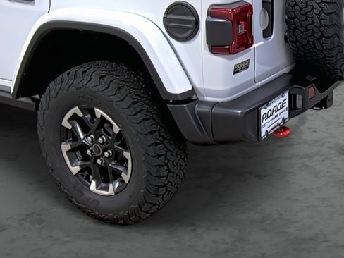 New 2026 Jeep Wrangler Unlimited Rubicon AWD/4WD image 9