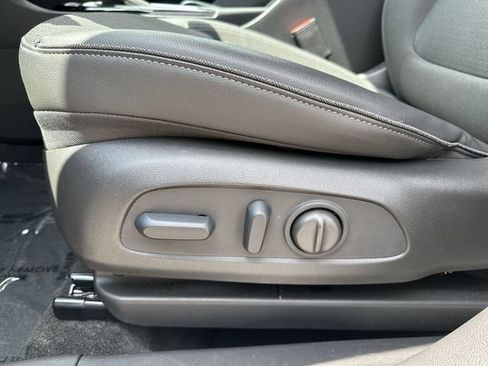 Certified 2023 Buick Encore GX Select w/ Sport Touring Package AWD/4WD image 16