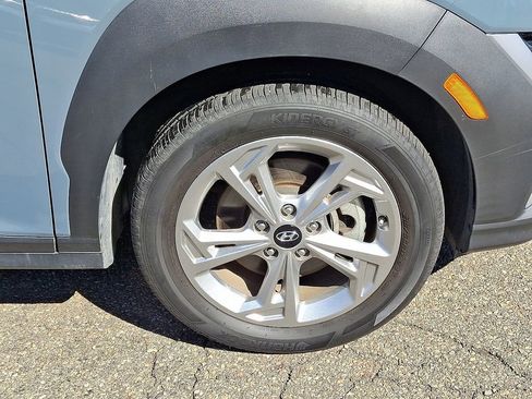 Used 2023 Hyundai Kona SEL w/ Convenience Package image 9