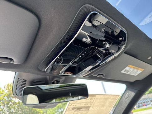 New 2025 Mercedes-Benz GLC 300 4MATIC image 28