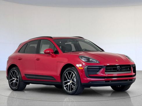New 2026 Porsche Macan image 10
