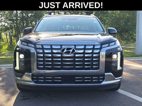 Used 2024 Hyundai Palisade Calligraphy AWD/4WD image 2