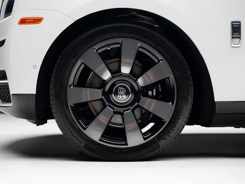 Used 2024 Rolls-Royce Cullinan w/ Cullinan Package AWD/4WD image 20