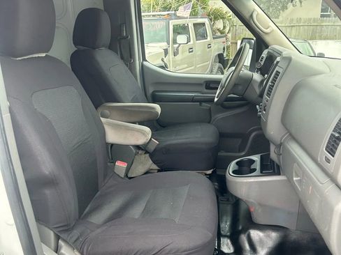 Used 2020 Nissan NV 1500 S image 17