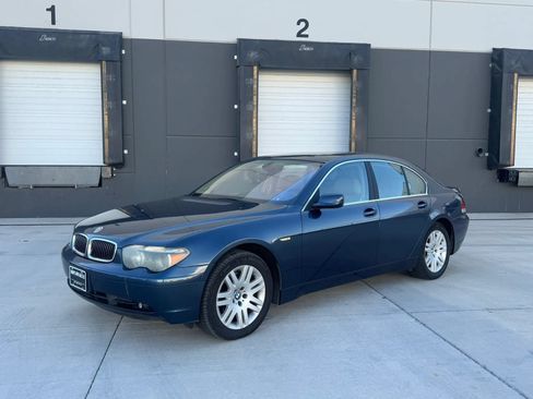 Used 2002 BMW 745i RWD image 1