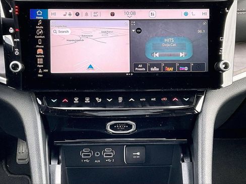 New 2026 Jeep Grand Cherokee Limited w/ Limited Altitude Package AWD/4WD image 18