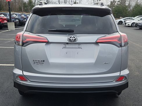 Used 2017 Toyota RAV4 LE image 20