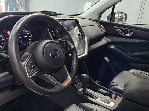 Used 2023 Subaru Ascent Touring AWD/4WD image 9
