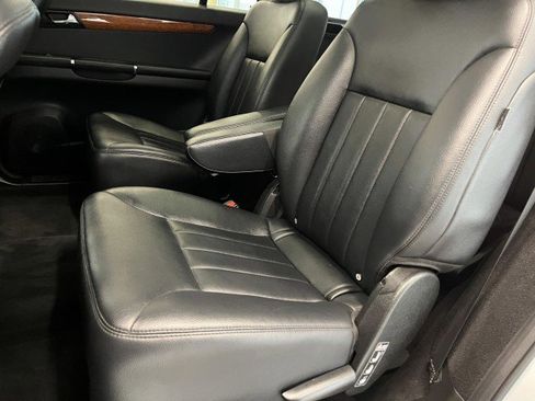 Used 2008 Mercedes-Benz R 350 4MATIC image 26
