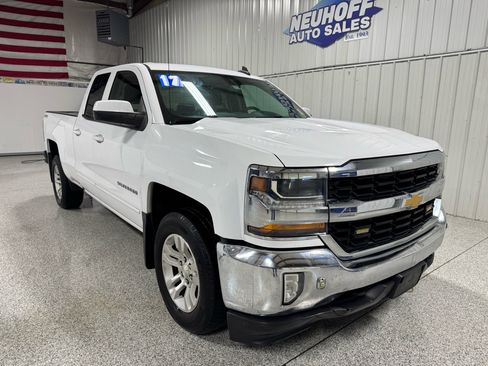 Used 2017 Chevrolet Silverado 1500 LT w/ All Star Edition image 3