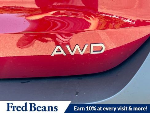 New 2025 Nissan Kicks SV w/ SV Premium Package image 17