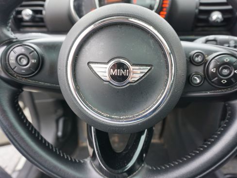 Used 2017 MINI Cooper Clubman S image 9