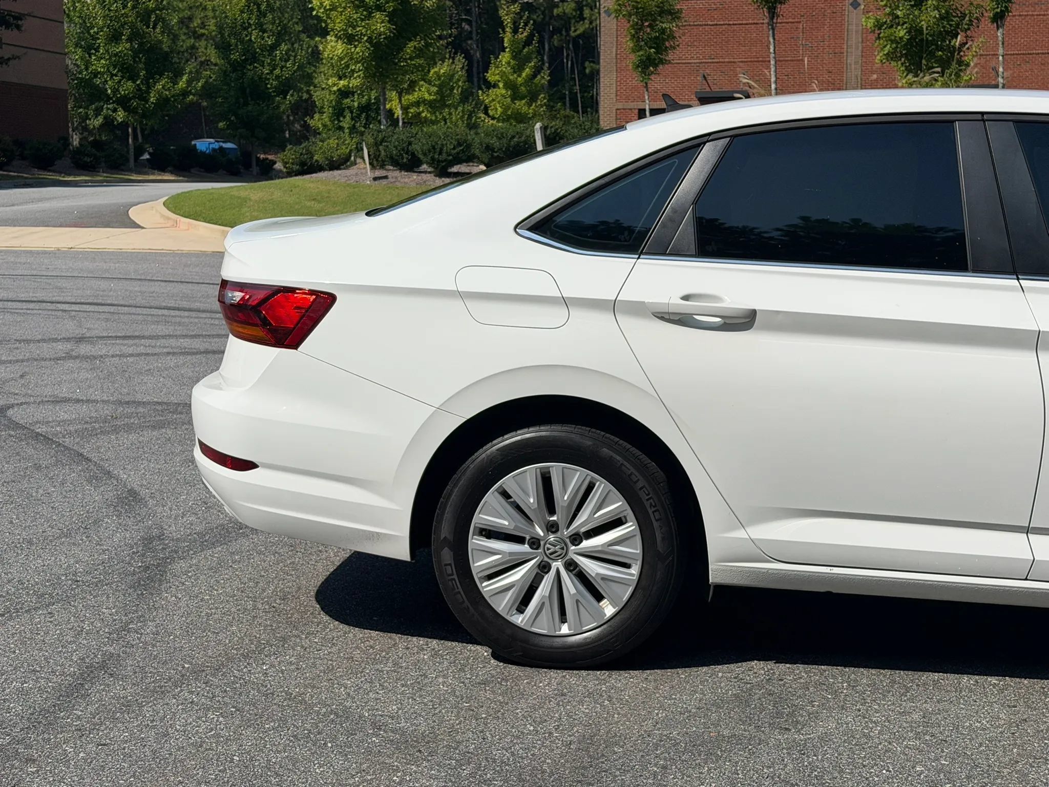 Used 2019 Volkswagen Jetta S w/ Driver Assistance Package FWD image 8