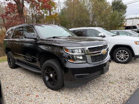 Used 2019 Chevrolet Tahoe LT image 3