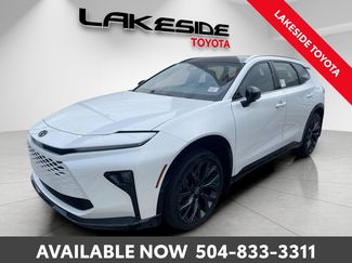 New 2025 Toyota Crown Signia video 3