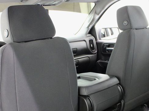 Used 2020 Chevrolet Silverado 1500 Custom w/ Custom Value Package image 36