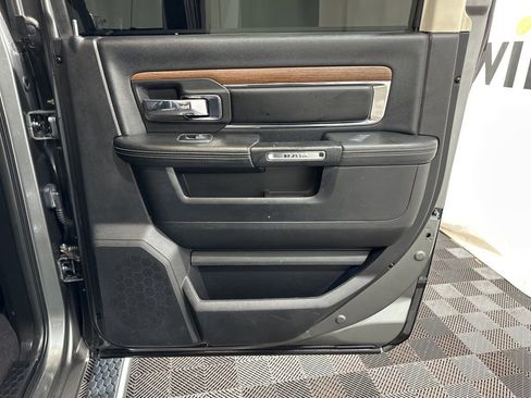 Used 2013 RAM 2500 Laramie w/ Convenience Group image 12