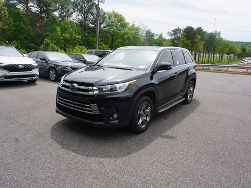 Used 2019 Toyota Highlander Limited Platinum image 24