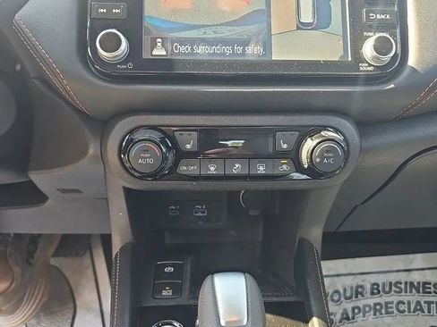Used 2024 Nissan Kicks SR w/ SR Premium Package image 20