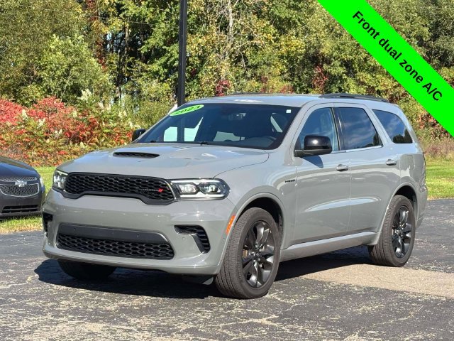Used 2023 Dodge Durango R/T w/ Blacktop Package AWD/4WD image 29