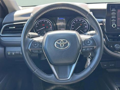 Used 2024 Toyota Camry SE FWD image 17