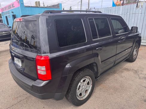 Used 2014 Jeep Patriot Sport w/ Power Value Group image 2