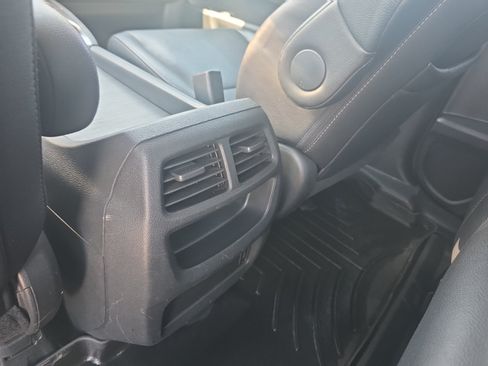 Used 2017 Honda Ridgeline RTL-T image 32