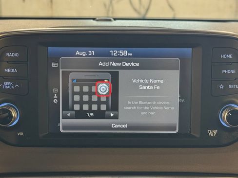Used 2020 Hyundai Santa Fe SEL w/ Convenience + Premium Package AWD/4WD image 19