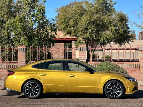 Used 2020 Hyundai Sonata SEL Plus w/ Tech Package FWD image 9