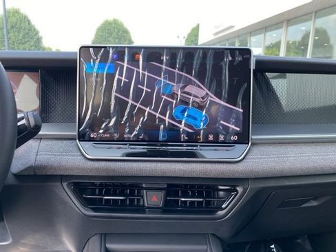 New 2025 Volkswagen Tiguan S AWD/4WD image 38