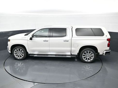 Used 2020 Chevrolet Silverado 1500 High Country AWD/4WD image 32