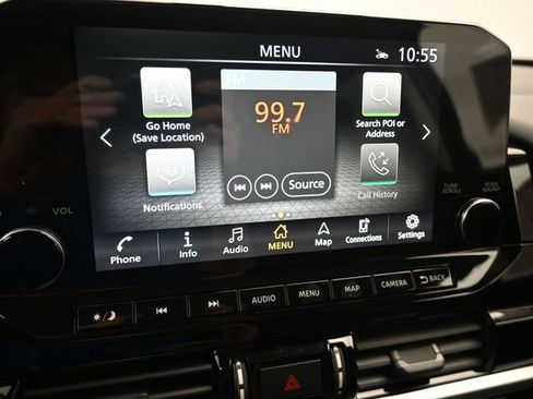 Used 2025 Nissan Pathfinder Platinum AWD/4WD image 21