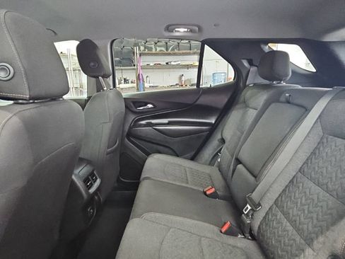 Used 2022 Chevrolet Equinox LT AWD/4WD image 25