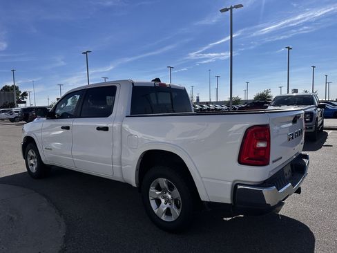 Used 2025 RAM 1500 Big Horn AWD/4WD image 3