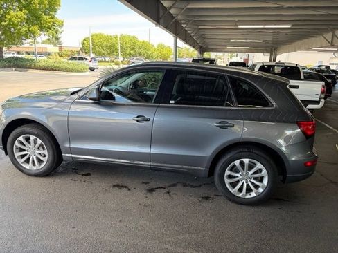 Used 2016 Audi Q5 2.0T Premium Plus w/ Technology Package AWD/4WD image 12