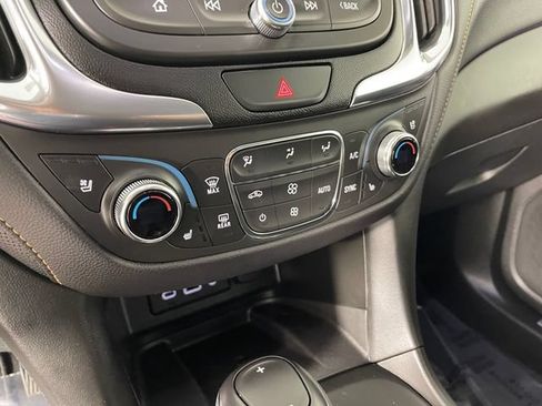 Used 2021 Chevrolet Equinox Premier AWD/4WD image 8