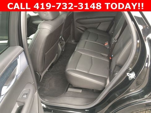 Used 2025 Cadillac XT5 Premium Luxury image 18