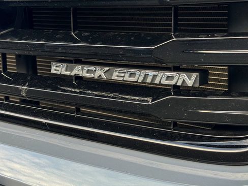 Used 2024 Honda Passport Black Edition image 9