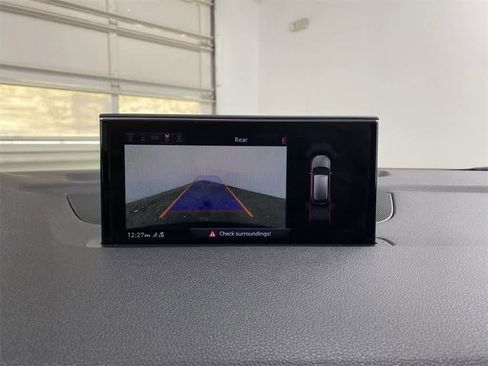 Used 2017 Audi Q7 3.0T Premium Plus image 25