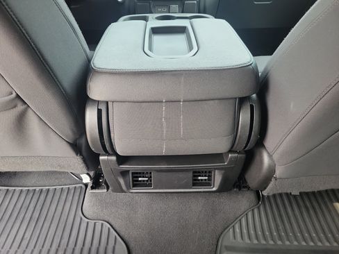 Used 2022 Chevrolet Silverado 1500 Custom Trail Boss w/ LPO, Dark Essentials Package AWD/4WD image 10