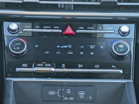 Certified 2025 Hyundai Santa Fe SEL FWD image 29