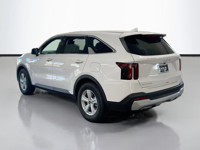 New 2026 Kia Sorento LX FWD image 5