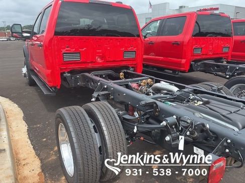 New 2025 Ford F450 XLT w/ XLT Value Package image 2