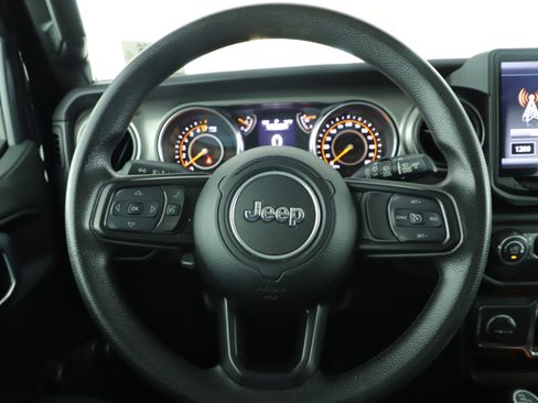 Used 2021 Jeep Wrangler Sport AWD/4WD image 15