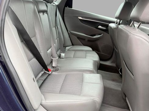 Used 2018 Chevrolet Impala LS FWD image 30