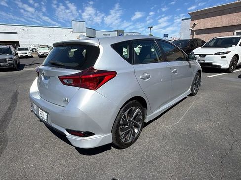 Used 2016 Scion iM FWD image 4