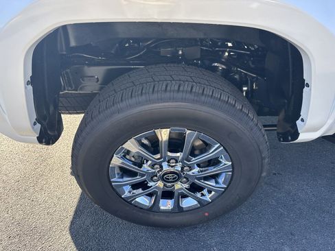 New 2024 Toyota Tacoma Limited AWD/4WD image 11