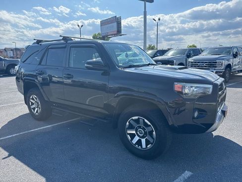Used 2020 Toyota 4Runner TRD Off-Road Premium w/ Moonroof Package AWD/4WD image 1