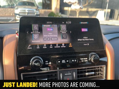 Used 2023 INFINITI QX80 Sensory w/ All-Season Package image 3