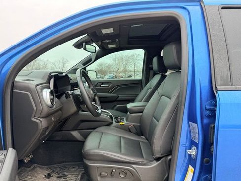 Certified 2023 Chevrolet Colorado LT w/ LT Convenience Package III image 7